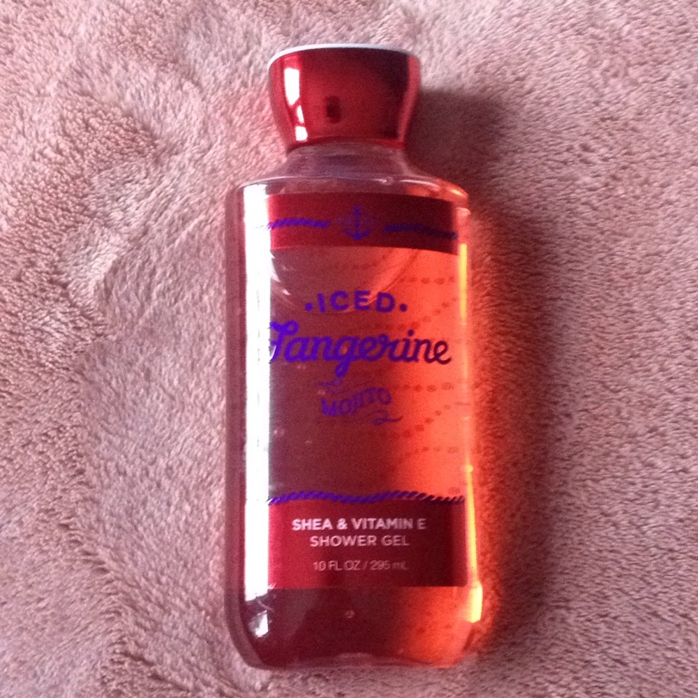 Bath & Body Works shower gel